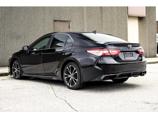 Toyota Camry SE | Sunroof | Heated Seats - автомобили, коли, обяви за нови и употребявани 9