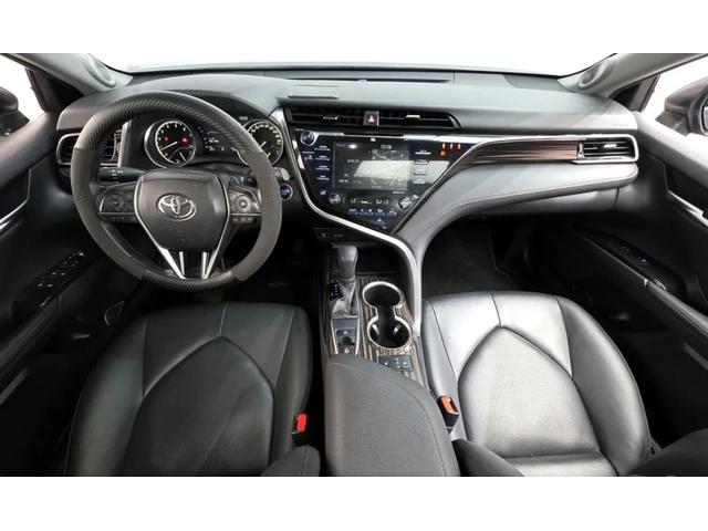 Toyota Camry 2.5* Pano* Lane Assist* Крайна цена* - автомобили, коли, обяви за нови и употребявани 4