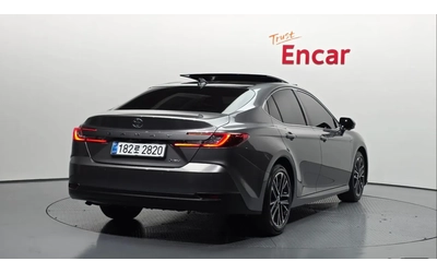 toyota-camry - 1