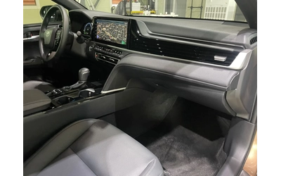 Toyota Camry 2.5 XLE ! Hybrid ! - автомобили, коли, обяви за нови и употребявани 10