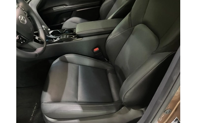 Toyota Camry 2.5 XLE ! Hybrid ! - автомобили, коли, обяви за нови и употребявани 6