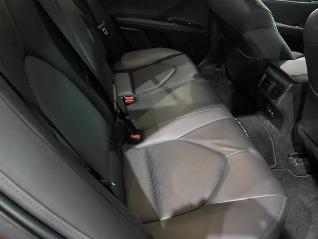 Toyota Camry 2.5 XLE ! Hybrid ! - автомобили, коли, обяви за нови и употребявани 11