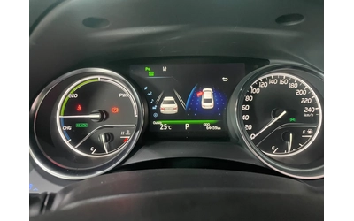 Toyota Camry 2.5 XLE ! Hybrid ! - автомобили, коли, обяви за нови и употребявани 12