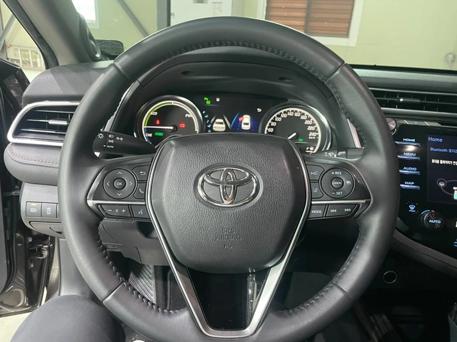 Toyota Camry 2.5 XLE ! Hybrid ! - автомобили, коли, обяви за нови и употребявани 13