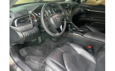 Toyota Camry 2.5 XLE ! Hybrid ! - автомобили, коли, обяви за нови и употребявани 7
