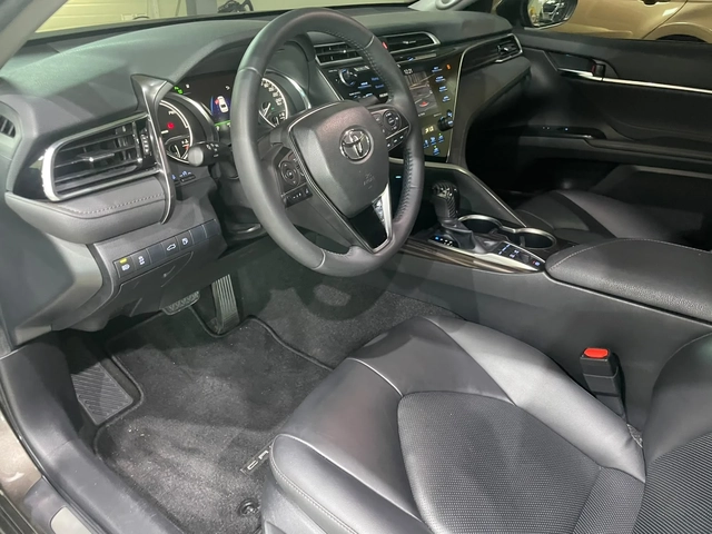 Toyota Camry 2.5 XLE ! Hybrid ! - автомобили, коли, обяви за нови и употребявани 7