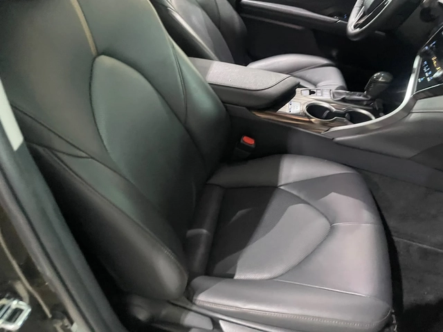 Toyota Camry 2.5 XLE ! Hybrid ! - автомобили, коли, обяви за нови и употребявани 8