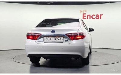 Toyota Camry 2.5 Hybrid XLE| Automatic| Кожа| JBL Premium - автомобили, коли, обяви за нови и употребявани 12