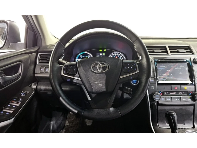 Toyota Camry 2.5 Hybrid XLE| Automatic| Кожа| JBL Premium - автомобили, коли, обяви за нови и употребявани 4