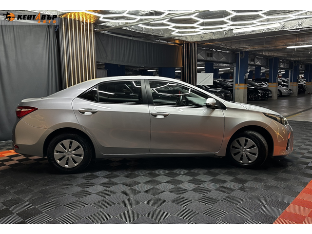 Toyota Corolla 1.3i 99 к.с./Газ/бензин - автомобили, коли, обяви за нови и употребявани 2