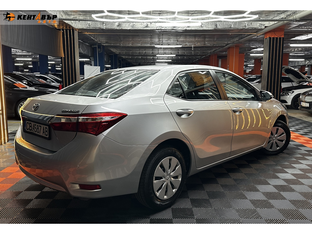 Toyota Corolla 1.3i 99 к.с./Газ/бензин - автомобили, коли, обяви за нови и употребявани 3