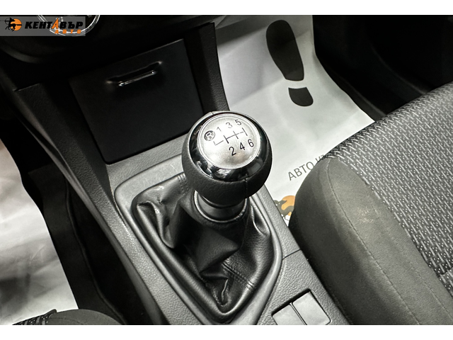 Toyota Corolla 1.3i 99 к.с./Газ/бензин - автомобили, коли, обяви за нови и употребявани 7