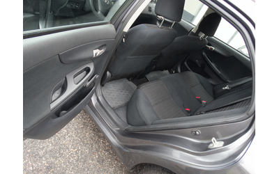 Toyota Corolla 1,4 D4D - автомобили, коли, обяви за нови и употребявани 8