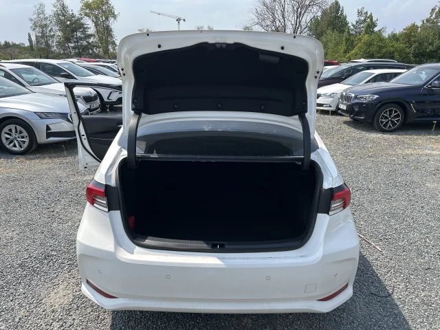 Toyota Corolla 1.5 (103 кс) 4WD CVT - автомобили, коли, обяви за нови и употребявани 5