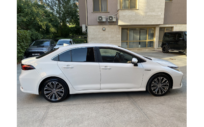 Toyota Corolla 1.5 (103 кс) 4WD CVT - автомобили, коли, обяви за нови и употребявани 3
