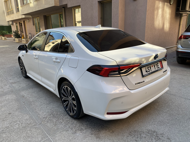 Toyota Corolla 1.5 (103 кс) 4WD CVT - автомобили, коли, обяви за нови и употребявани 6