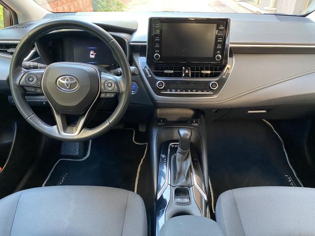 Toyota Corolla 1.5 (103 кс) 4WD CVT - автомобили, коли, обяви за нови и употребявани 8