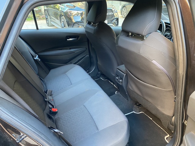 Toyota Corolla 1.8 HYBRID/ Българска в Гранция! - автомобили, коли, обяви за нови и употребявани 12