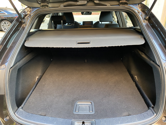 Toyota Corolla 1.8 HYBRID/ Българска в Гранция! - автомобили, коли, обяви за нови и употребявани 13