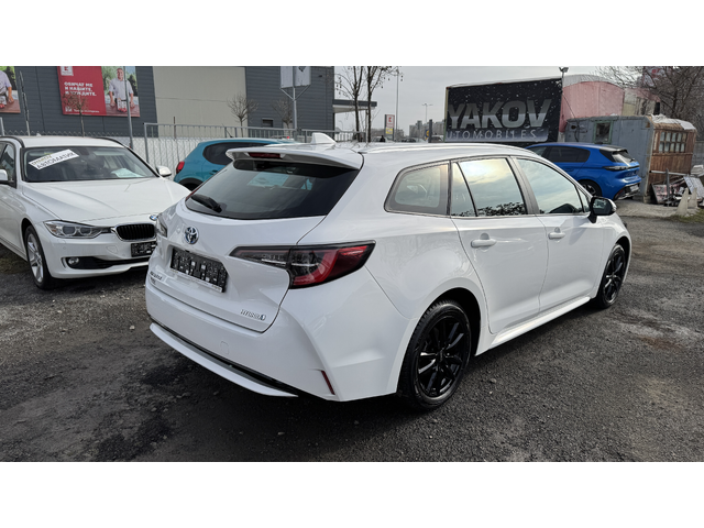 Toyota Corolla 1.8Hybrid Автоматик, Внос Швейцария, LED, Камера, - автомобили, коли, обяви за нови и употребявани 4