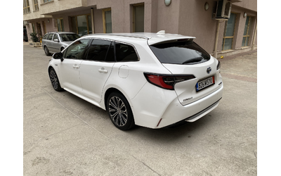 toyota-corolla-2-0-hybrid-e-cvt-executive - 5