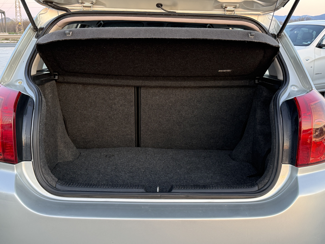 Toyota Corolla 2.0D* 2008г* Топ Състояние* 184.000КМ* - автомобили, коли, обяви за нови и употребявани 11