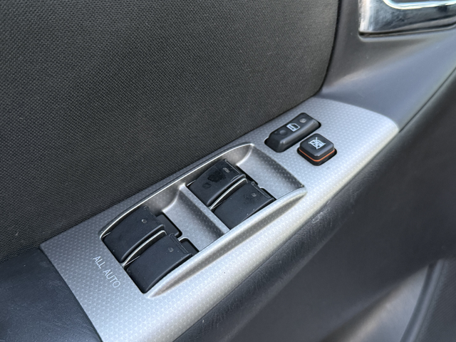 Toyota Corolla 2.0D* 2008г* Топ Състояние* 184.000КМ* - автомобили, коли, обяви за нови и употребявани 15