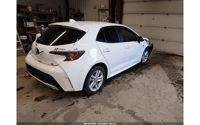 toyota-corolla-2-0l-i-4-di-dohc-vvt-169hp-front-wheel-drive - 3