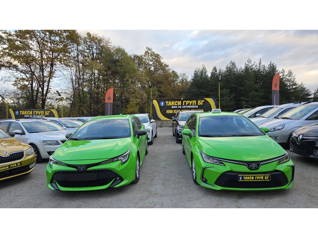 Toyota Corolla 1.8Hybrid* Подготвена за Такси - автомобили, коли, обяви за нови и употребявани 10