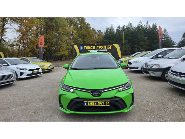 Toyota Corolla 1.8Hybrid* Подготвена за Такси - автомобили, коли, обяви за нови и употребявани 2