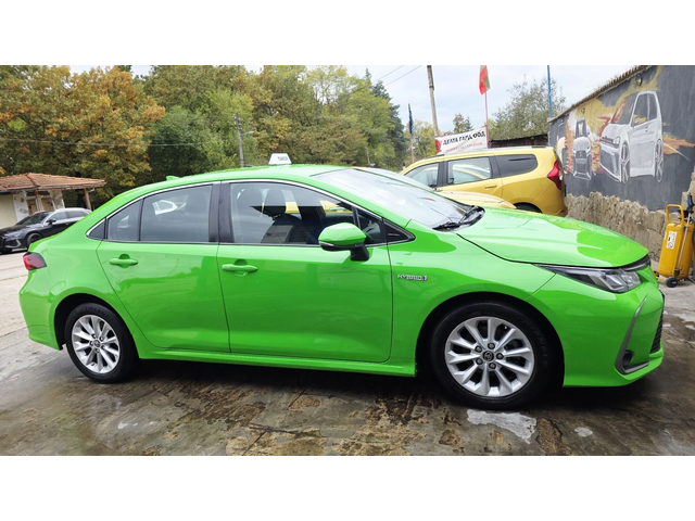 Toyota Corolla 1.8Hybrid* Подготвена за Такси - автомобили, коли, обяви за нови и употребявани 8