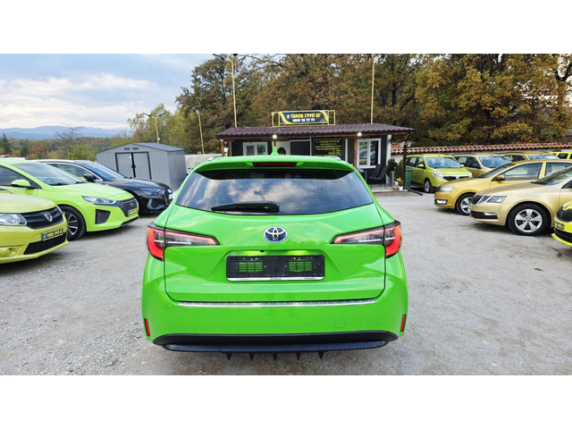 Toyota Corolla 1.8Hybrid* ГОТОВА ЗА ТАКСИ - автомобили, коли, обяви за нови и употребявани 8