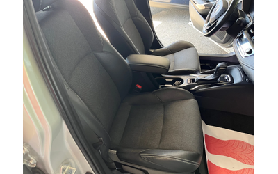 Toyota Corolla 1.8 HYBRID - автомобили, коли, обяви за нови и употребявани 7