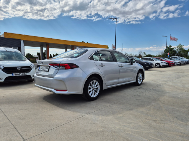 Toyota Corolla EXECUTIVE 1.8 HYBRID A/T= B- ГАРАНЦИЯ - автомобили, коли, обяви за нови и употребявани 4