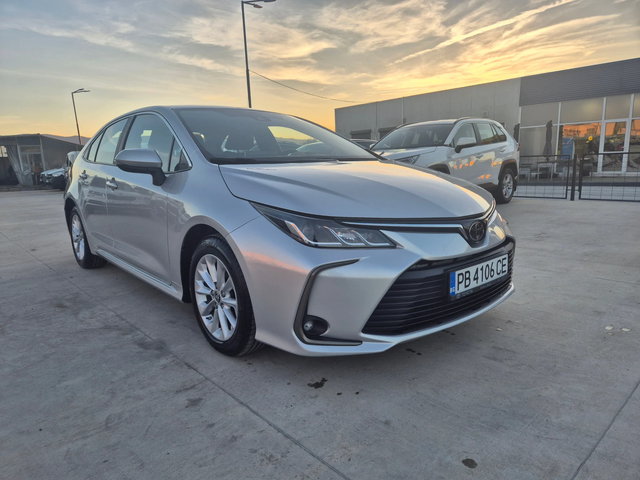 Toyota Corolla EXECUTIVE= КАМЕРА 1.6 M/T - автомобили, коли, обяви за нови и употребявани 6