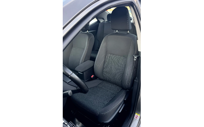 Toyota Corolla 1.4D4D 90кс - автомобили, коли, обяви за нови и употребявани 8