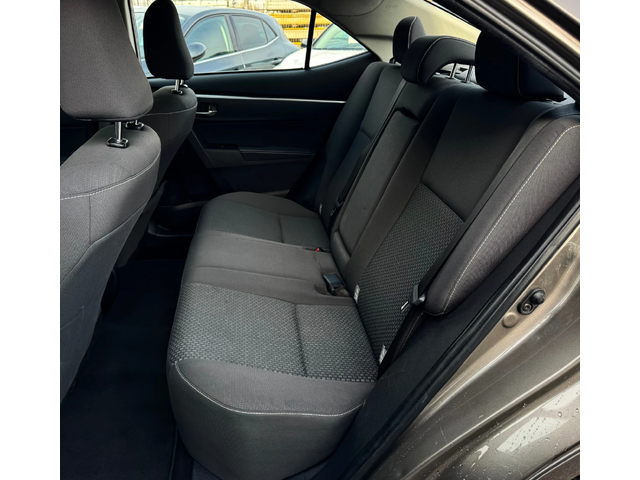 Toyota Corolla 1.4D4D 90кс / Обслужена - автомобили, коли, обяви за нови и употребявани 10