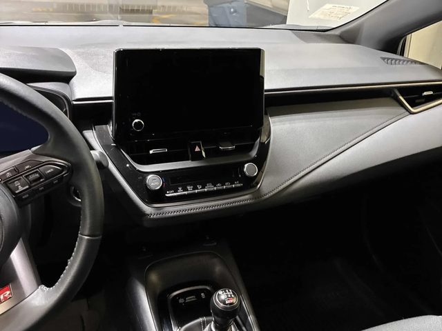 Toyota Corolla GR Core Manual - автомобили, коли, обяви за нови и употребявани 5