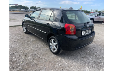 Toyota Corolla 1.4D4D-90-AVTOMAT-ITALIA - автомобили, коли, обяви за нови и употребявани 10