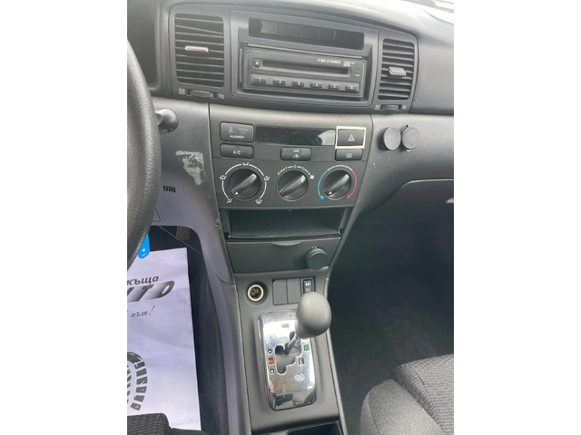 Toyota Corolla 1.4D4D-90-AVTOMAT-ITALIA - автомобили, коли, обяви за нови и употребявани 13
