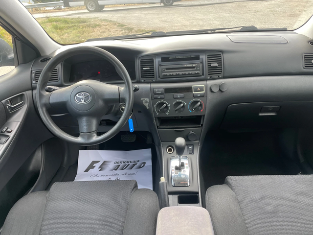 Toyota Corolla 1.4D4D-90-AVTOMAT-ITALIA - автомобили, коли, обяви за нови и употребявани 7