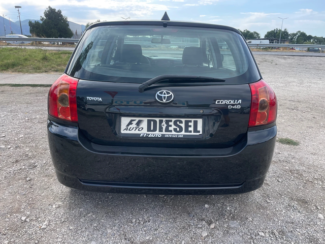 Toyota Corolla 1.4D4D-90-AVTOMAT-ITALIA - автомобили, коли, обяви за нови и употребявани 9