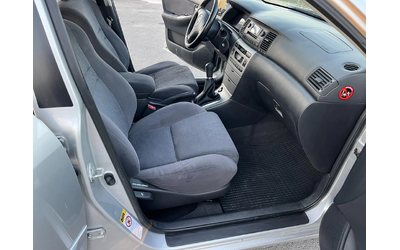 Toyota Corolla 1.4I 97кс КЛИМАТРОНИК - автомобили, коли, обяви за нови и употребявани 10