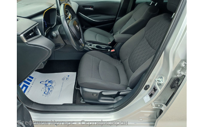 Toyota Corolla 4-вр. Седан 121к.с. Хибрид - автомобили, коли, обяви за нови и употребявани 11