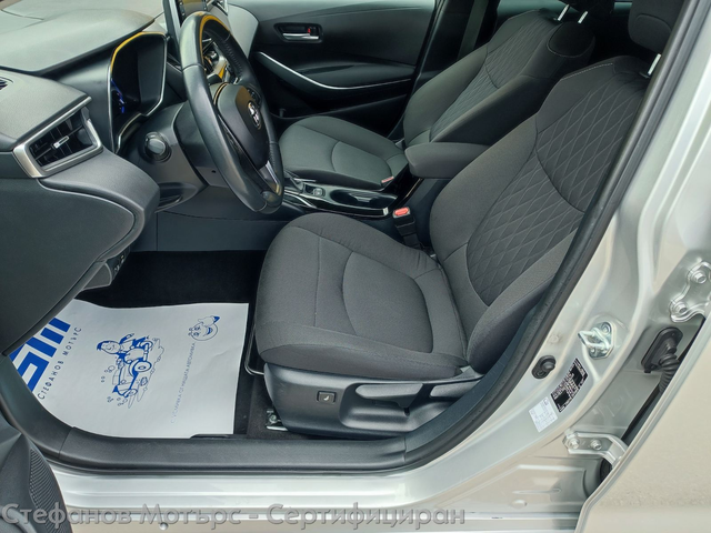 Toyota Corolla 4-вр. Седан 121к.с. Хибрид - автомобили, коли, обяви за нови и употребявани 11