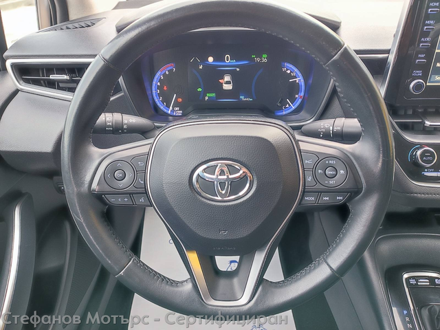 Toyota Corolla 4-вр. Седан 121к.с. Хибрид - автомобили, коли, обяви за нови и употребявани 8