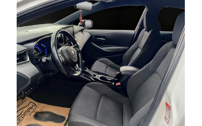 Toyota Corolla 1.8h LOUNGE TECH - автомобили, коли, обяви за нови и употребявани 6