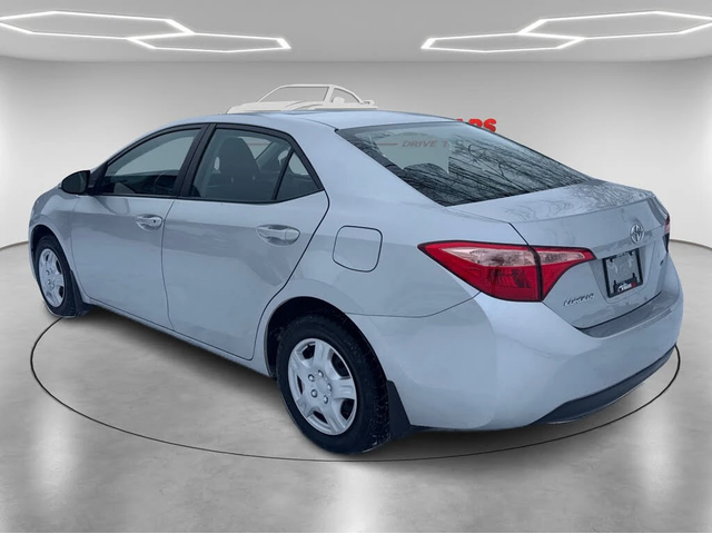 Toyota Corolla LE* АвтоКредит* (ЦЕНА ДО БГ) - автомобили, коли, обяви за нови и употребявани 1