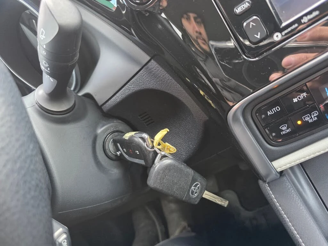 Toyota Corolla АвтоКредит* (ЦЕНА ДО БГ) - автомобили, коли, обяви за нови и употребявани 14