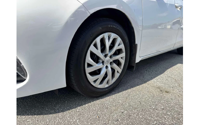 Toyota Corolla * LE CVT * CARFAX * ПОДГРЕВ - автомобили, коли, обяви за нови и употребявани 6